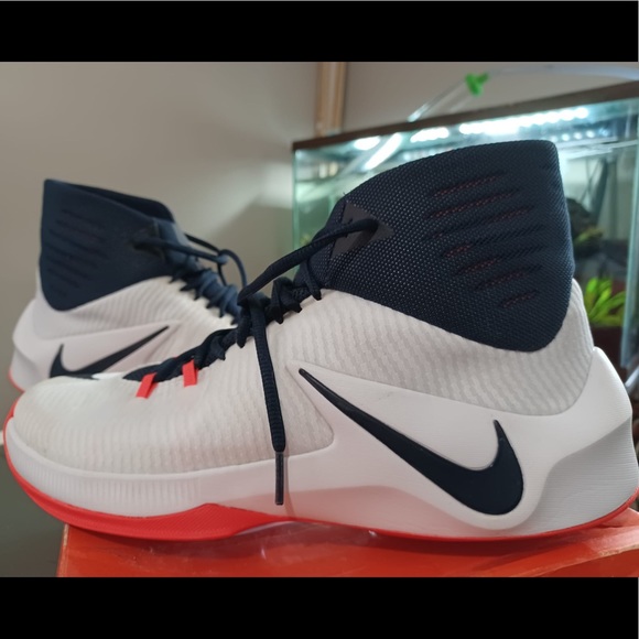Nike Zoom Sneakers - Picture 5 of 10